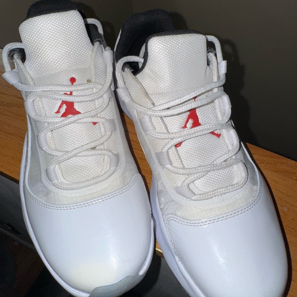 JORDAN MENS Athletic Shoes